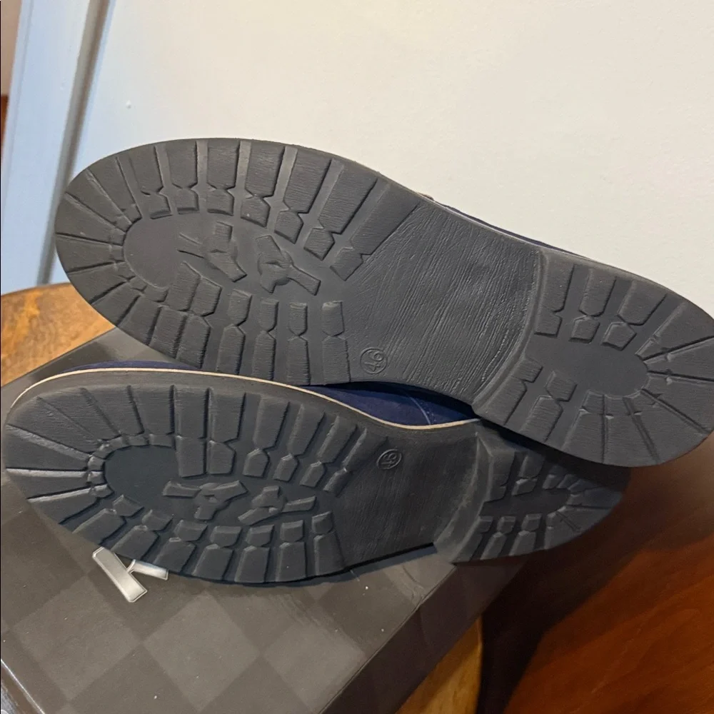 Men's Navy Blue Chukka Boots